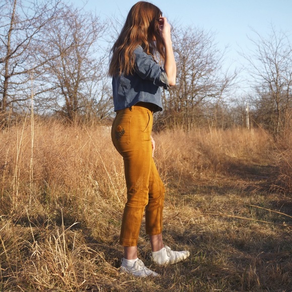 SOLD | Embroidered Everlane Slim Leg Crop | Size 00 | Brass/Mustard Brown - Picture 6 of 9